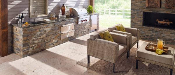 Babylon Gray Quartz Countertop in Living Room