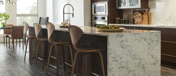 Blanca Arabescato Quartz Countertop in Kitchen