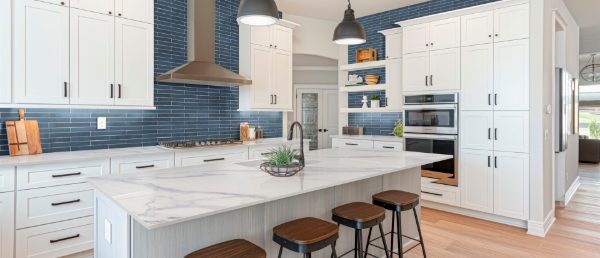 Calacatta Anava Q Surface kitchen
