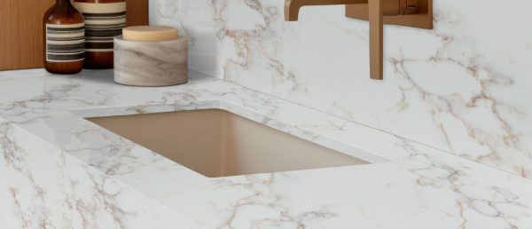 Calacatta Cinela