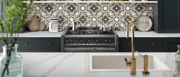 Calacatta Goa Quartz Countertop in Kitchen