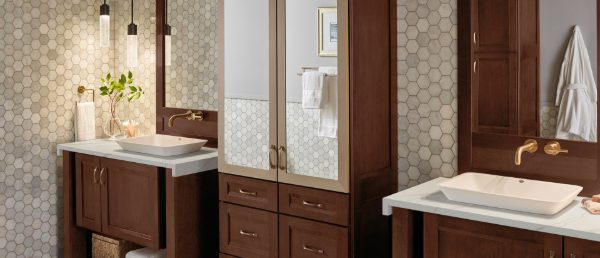 Calacatta Idillio Q Surface in Bathroom
