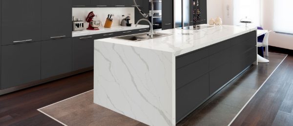 Calacatta Idillio Q Surface in Kitchen