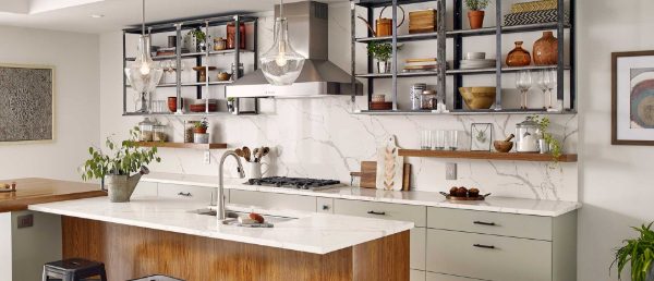 Calacatta Laza Q Surface in Kitchen