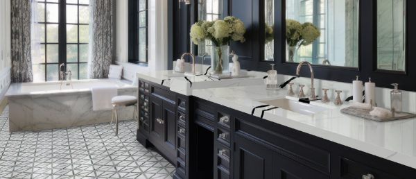 Calacatta Lumanyx Quartz Countertop in Bathroom Vanity