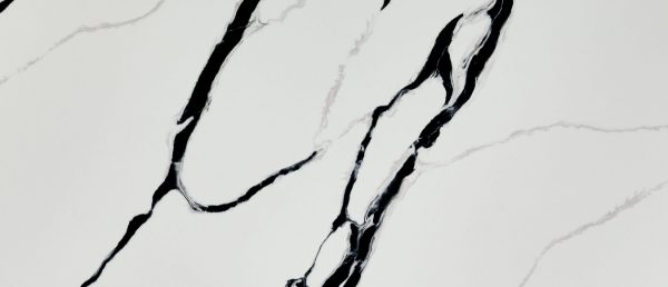 Calacatta Lumanyx Quartz Slab Sample