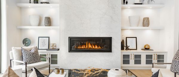 Calacatta Miraggio Cove Quartz in Living Room Accent Wall