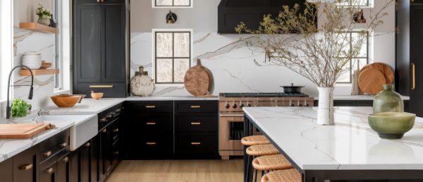 Calacatta Solessio Quartz countertop in a spacious kitchen