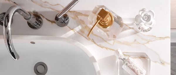 Calacatta Solessio Quartz Countertop in Bathroom