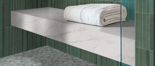 Calacatta Viraldi Quartz Countertop in Bathroom