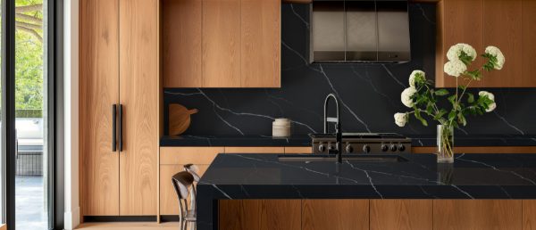 Marquina Midnight Q Surface in Kitchen