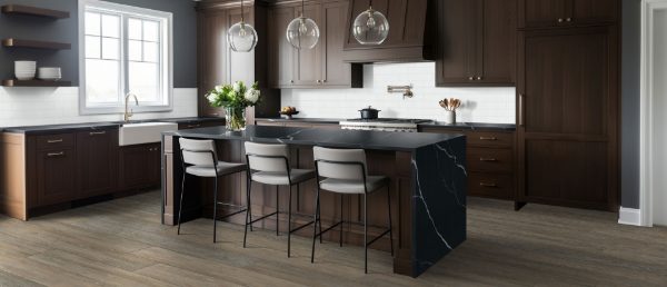 Marquina Midnight in a room, photo by MSI