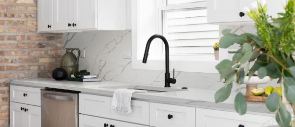 New Calacatta Laza Quartz Countertop in Kitchen